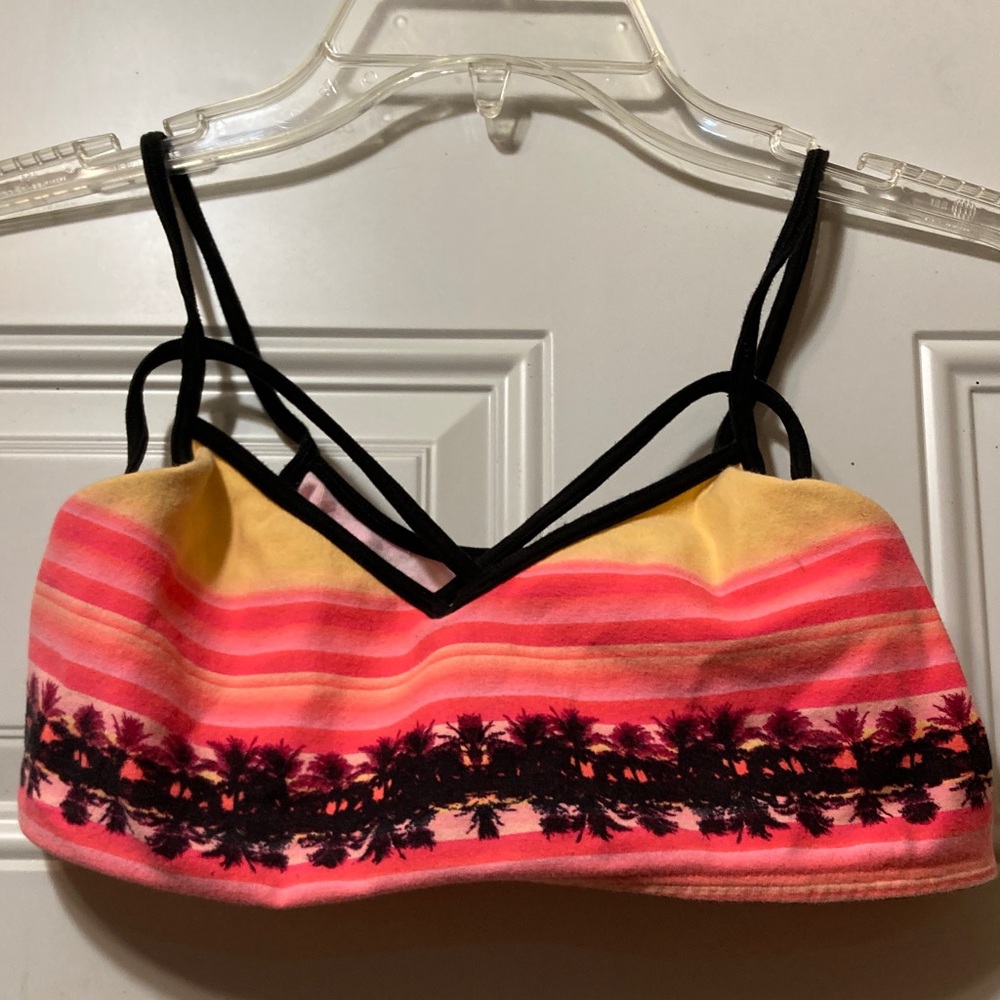 Victoria’s Secret Tropical Strappy Bra L‎